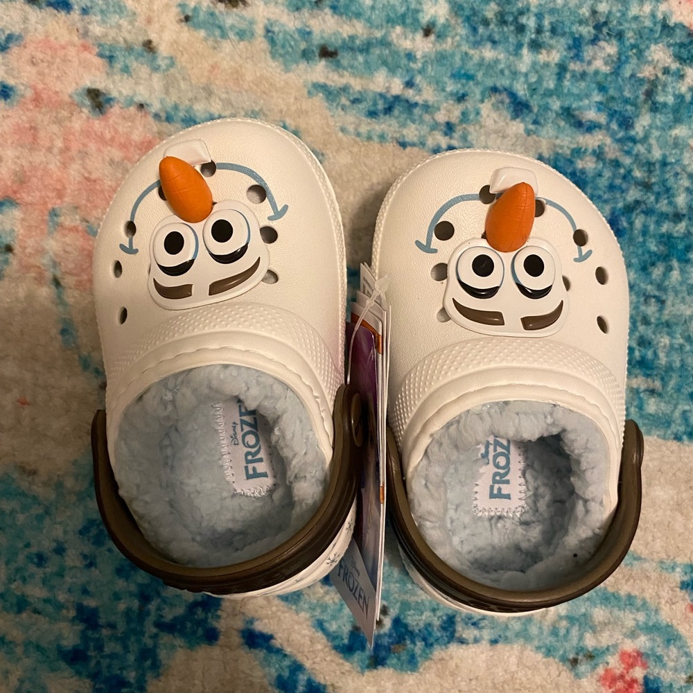Disney Frozen Olaf Kids Slippers - White and Brown